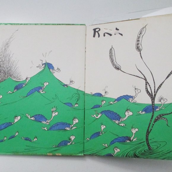 YERTLE THE TURTLE BY DR. SUESS - Picture 5 of 9